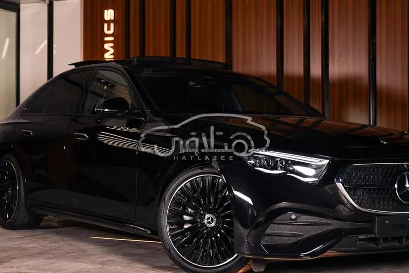 مرسيدس E 200 AMG 2024 Premium Plus للبيع
