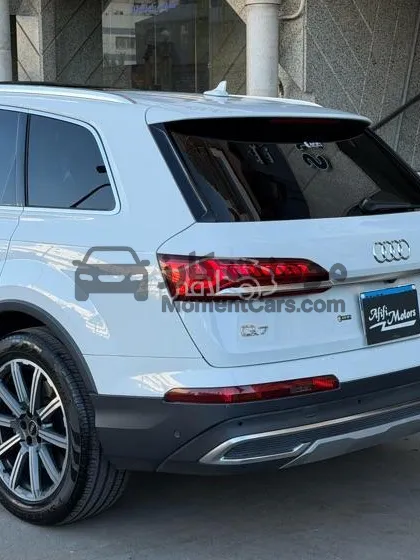 اودي Q7 2021 للبيع