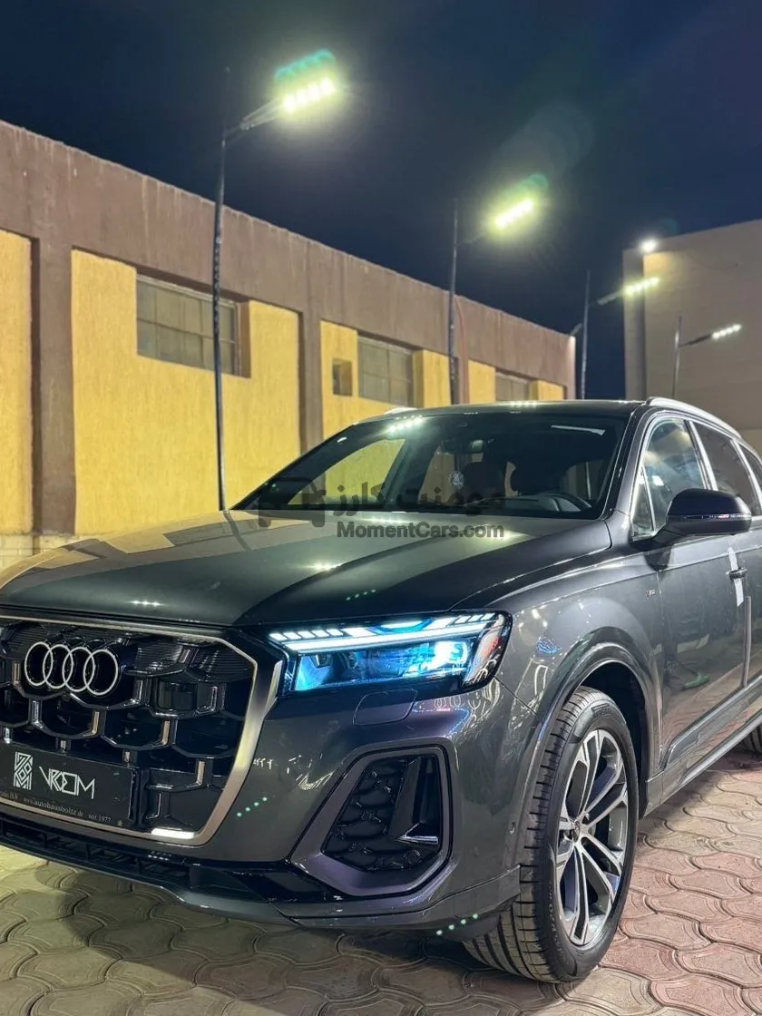 أودي Q7 S Line 2025 جديدة 7 راكب