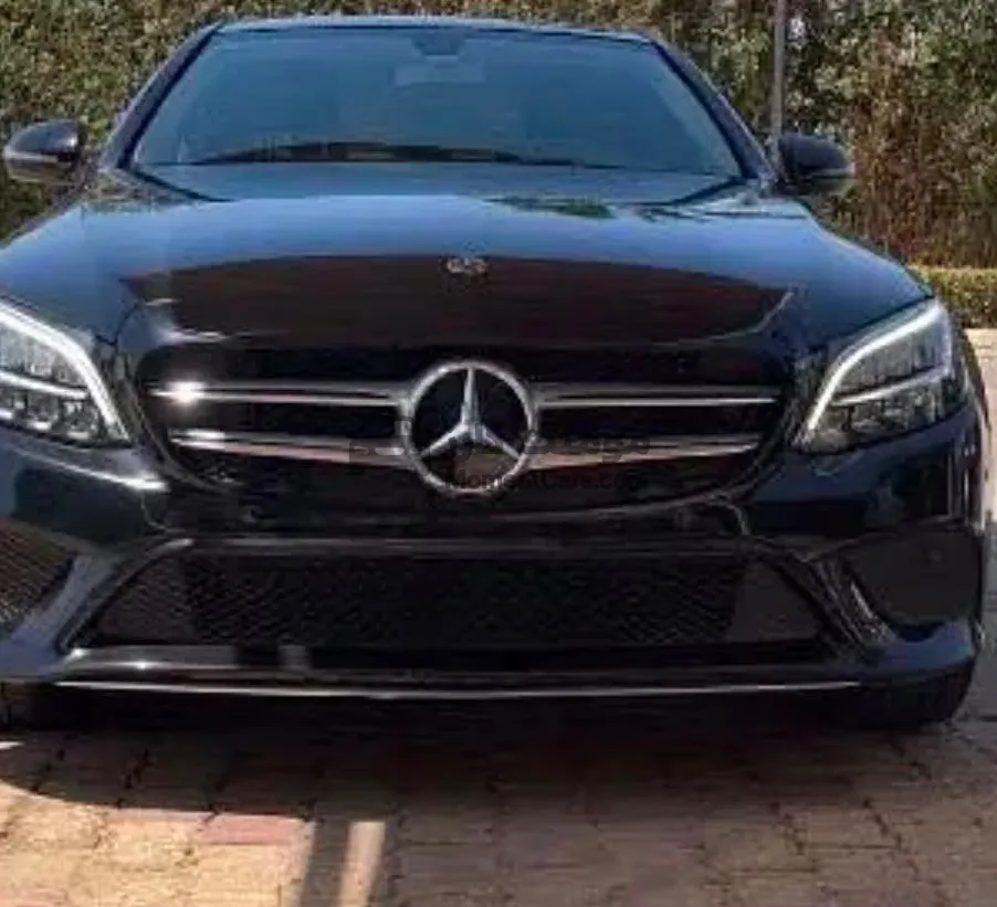 مرسيدس C180 موديل 2020 وكيل للبيع
