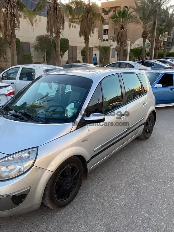 رينو سينيك 2005 للبيع أوتوماتيك