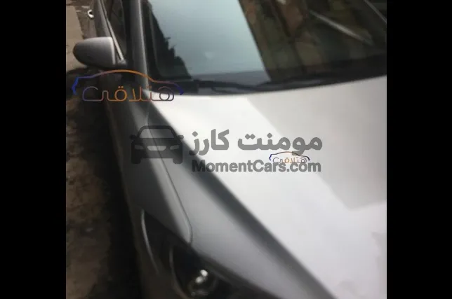 هيونداي إلنترا AD 2018 أتوماتيك - فتحة سقف