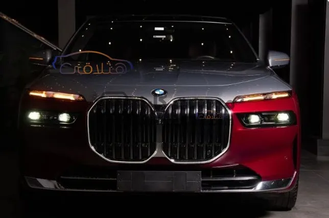 بي ام دبليو 740 سيدان 2025 اتوماتيك