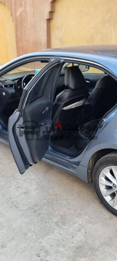 تويوتا كورولا 2021 الفئة الثالثة فابريكة للبيع في دمياط