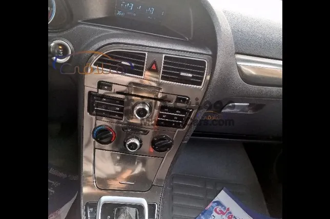 بريليانس V5 2015 اتوماتيك هاي لاين فابريكة دواخل