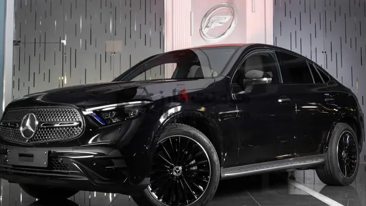 مرسيدس GLC 300 AMG موديل 2025 عداد 2800 كم للبيع