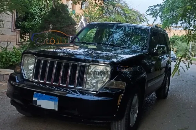 جيب شيروكي 2009 اتوماتيك كاملة