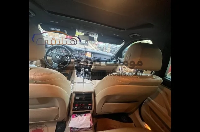 بي ام دبليو 528i 2015 كاملة اتوماتيك حالة ممتازة