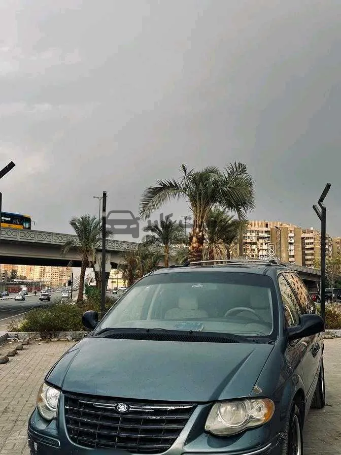 كرايسلر تاون اند كاونتري 2006 اتوماتيك 3600 سي سي للبيع