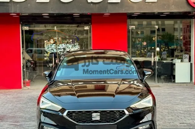 سيات ليون 2025 أوتوماتيك هاتشباك للبيع