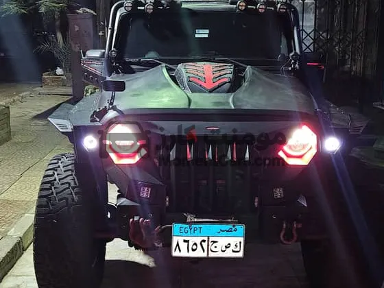 جيب رانجلر 2013 معدلة بالكامل للبيع