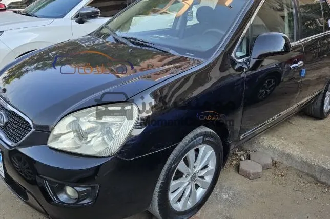 كيا كارينز 2011 اتوماتيك للبيع