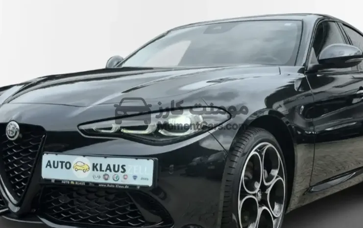 ألفاروميو جوليا 2023 سيدان مستعملة 2000 سي سي للبيع