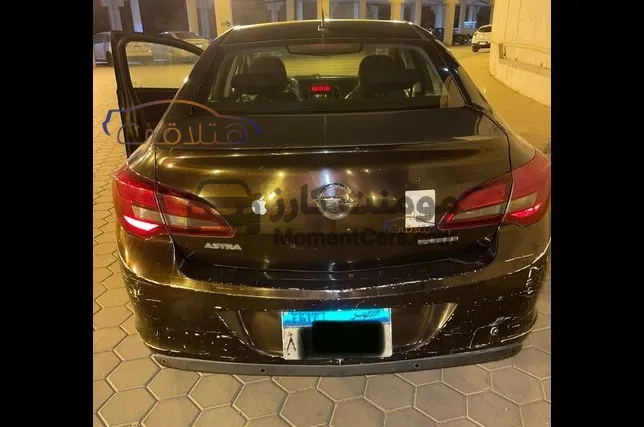 اوبل استرا 2013 اتوماتيك فابريكة للبيع