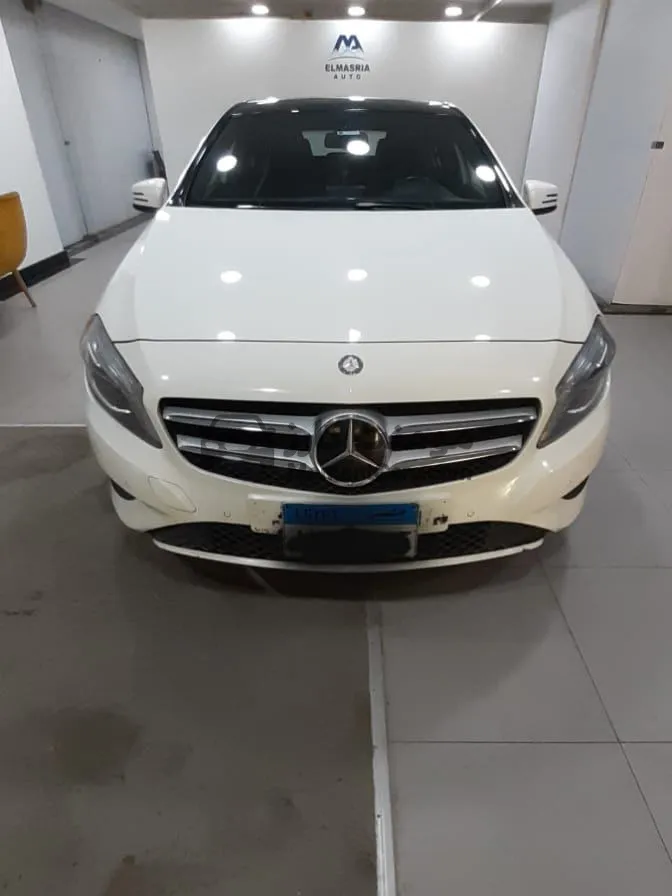 مرسيدس A200 2014 هاتشباك أتوماتيك للبيع