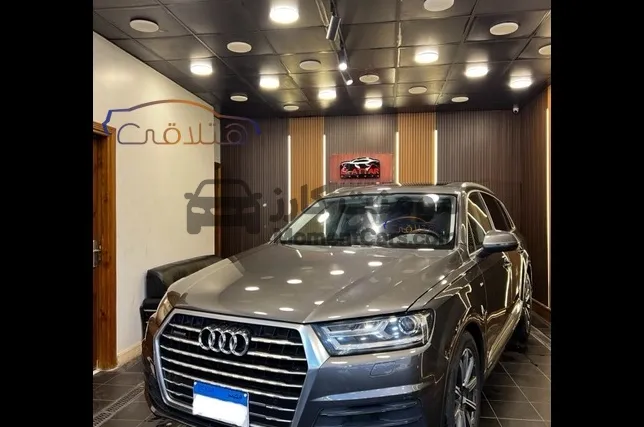 اودي Q7 2019 اتوماتيك - 210,000 كم