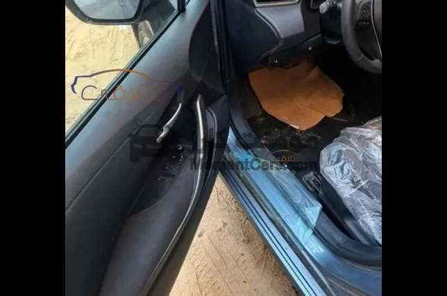 تويوتا كورولا 2023 اتوماتيك كسر زيرو للبيع