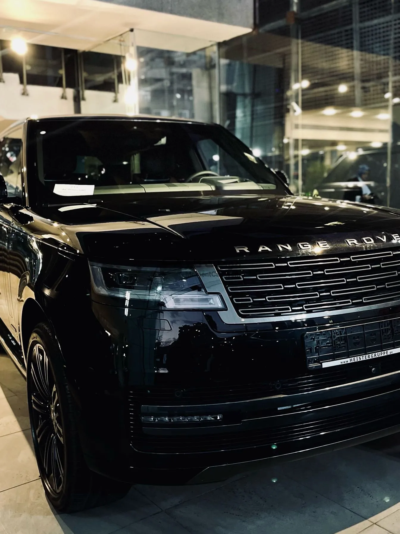 رينج روفر فوج 2025 جديدة V8 4.4 لتر للبيع