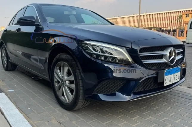 مرسيدس C180 2019 اتوماتيك 90 ألف كم للبيع