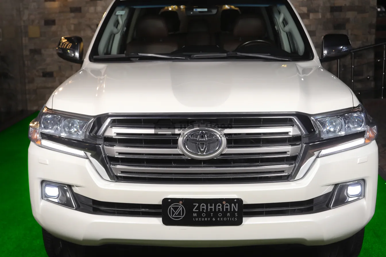 تويوتا لاند كروزر 2019 للبيع 50,000 كم