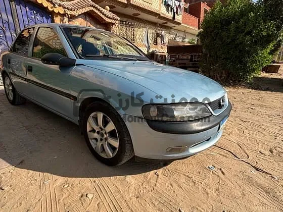 أوبل فيكترا 1997 أوتوماتيك 2000 سي سي بحالة ممتازة للبيع