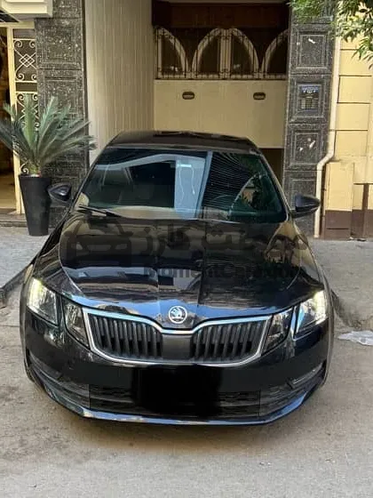 سكودا اوكتافيا 2018 اتوماتيك للبيع 180,000 كم