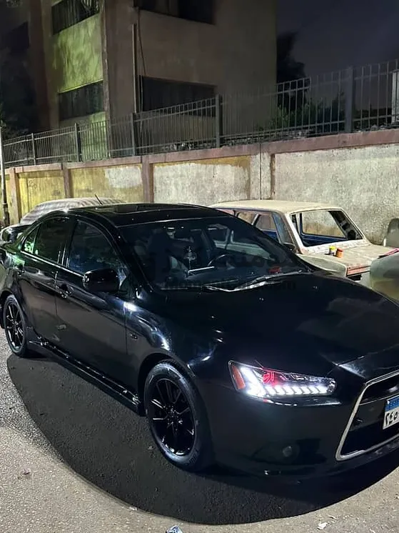 لانسر شارك 2016 أعلى فئة للبيع