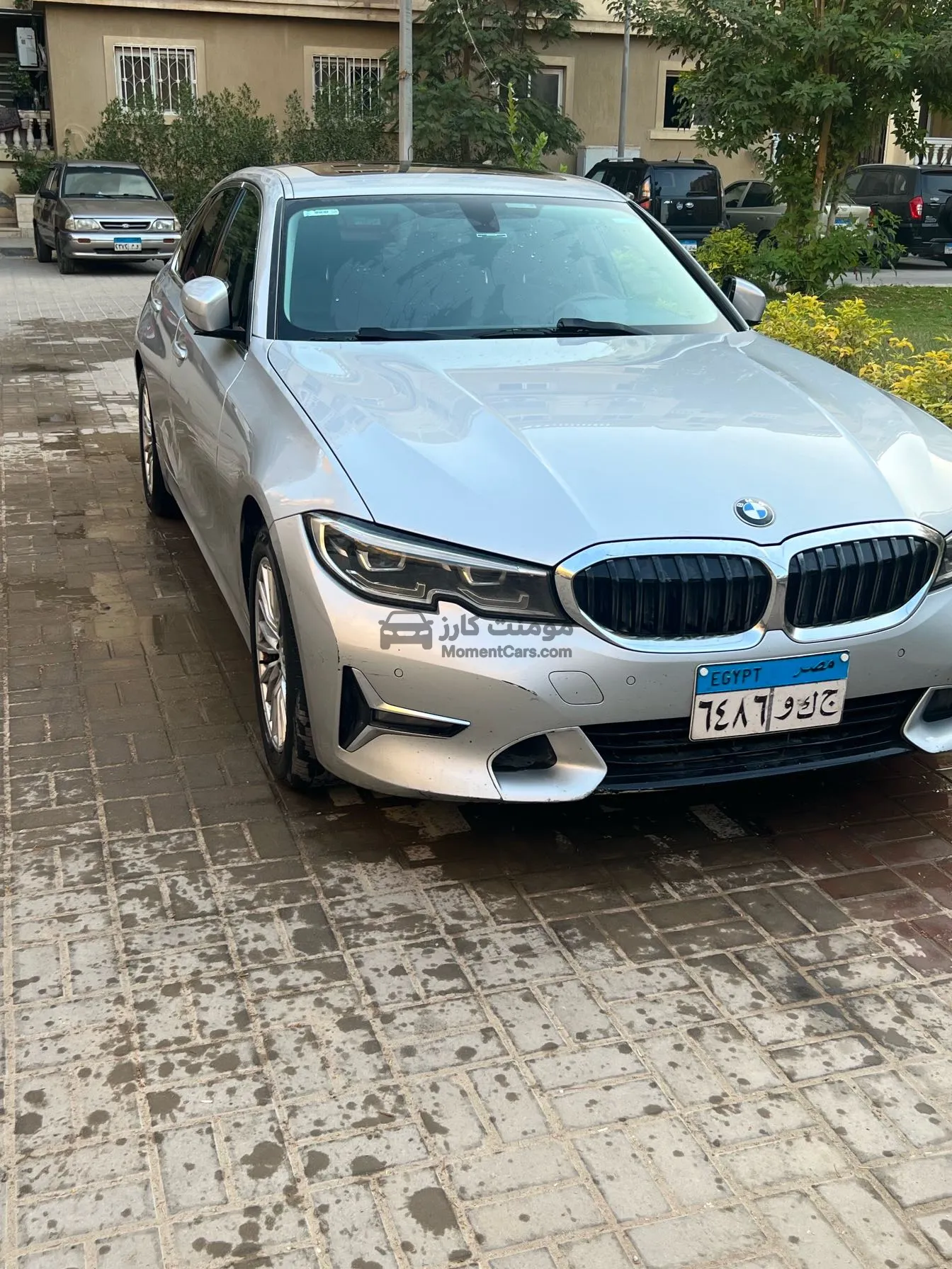 بي ام دبليو 320i 2020 لاكشري فابريكة للبيع