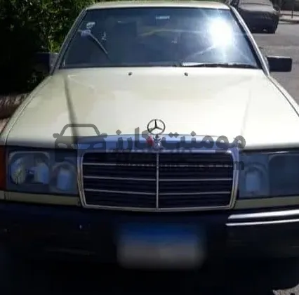 مرسيدس E200 موديل 1985 مانيوال فابريكة حالة نادرة