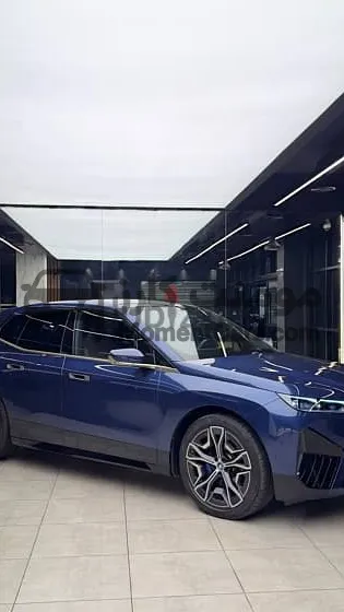 BMW iX xDrive50 سبورت 2023 كسر زيرو للبيع
