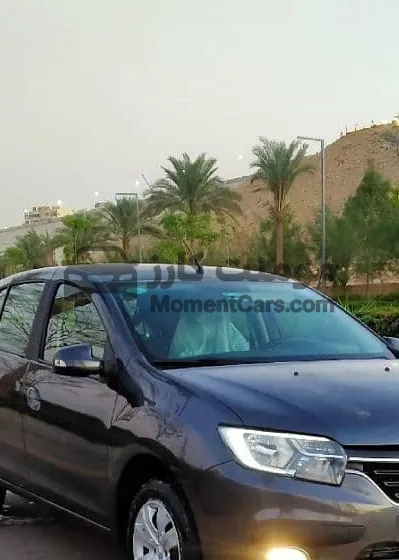 رينو سانديرو 2017 اتوماتيك 64 ألف كم للبيع