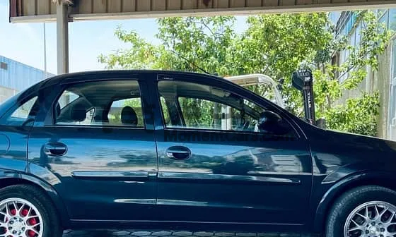 أوبل كورسا 2006 مانيوال للبيع - جنوط وكاوتش جديد