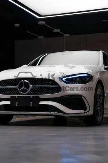 مرسيدس C200 AMG موديل 2023 للبيع، عداد 22 ألف كم وبضمان الوكيل