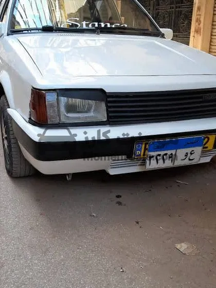 مازدا 323 موديل 1982 سيدان مانيوال للبيع