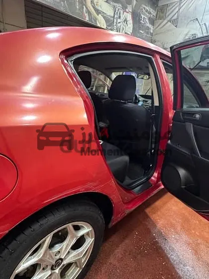 مازدا 3 2010 اتوماتيك فابريكة بره وجوه للبيع