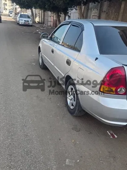 هيونداي فيرنا 2015 مانيوال دواخل فابريكة للبيع