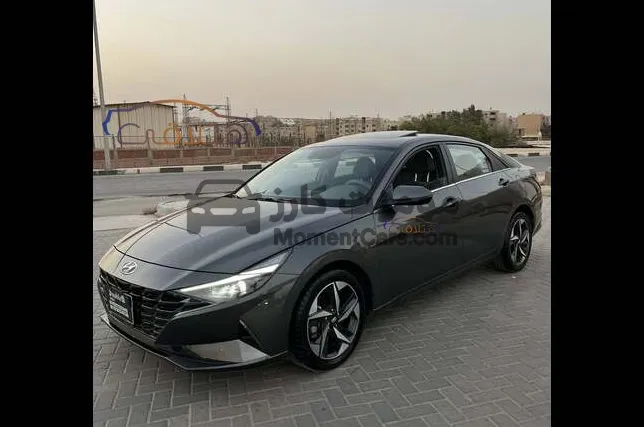 هيونداي إلنترا 2023 أتوماتيك 60 ألف كم