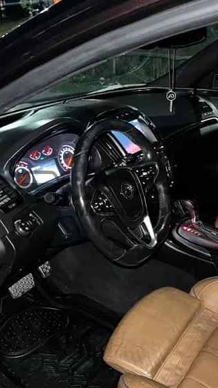 أوبل إنسجنيا 2015 أعلى فئة حالة ممتازة للبيع