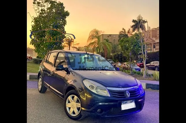 رينو سانديرو 2013 أوتوماتيك للبيع