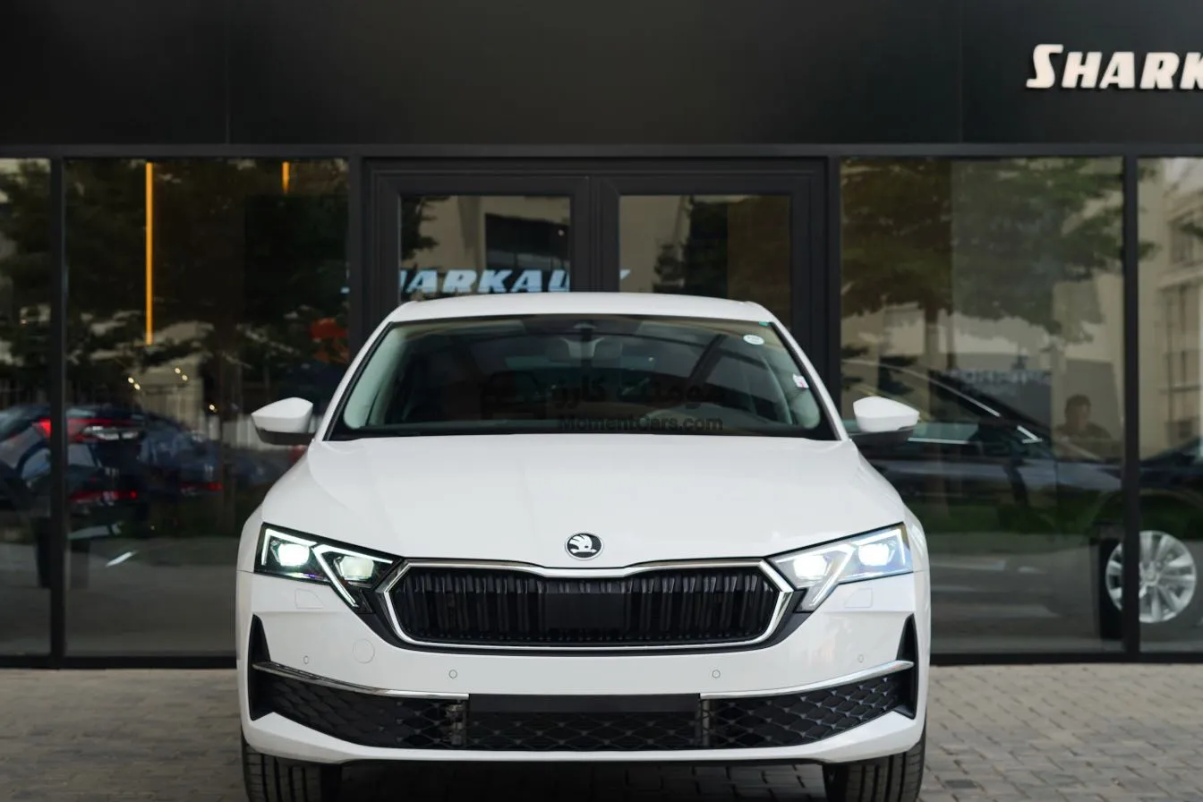 سكودا اوكتافيا 2025 جديدة اتوماتيك للبيع