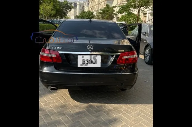 مرسيدس E 300 موديل 2011 اتوماتيك