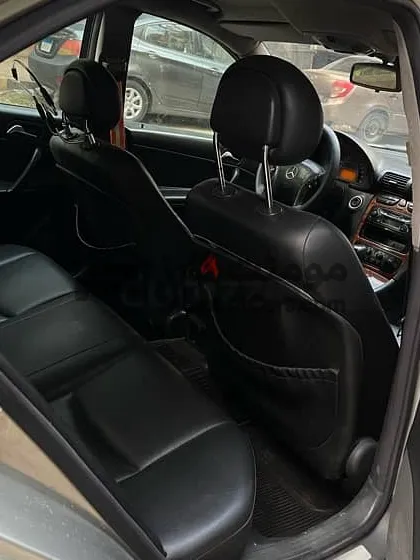 مرسيدس C180 2003 مالك أول حالة ممتازة للبيع