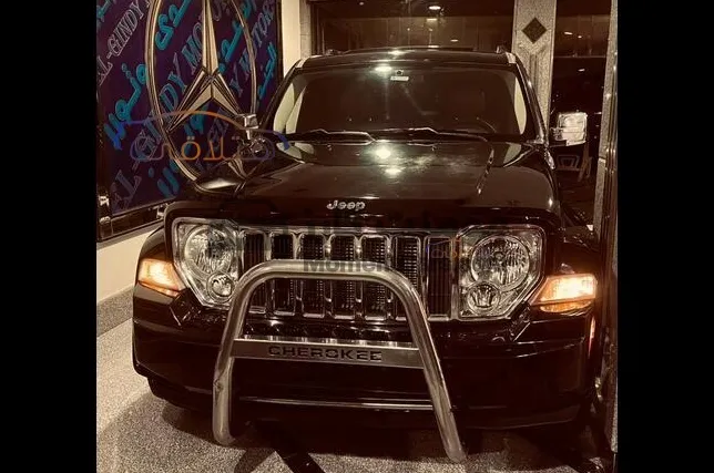 جيب شيروكي 2011 اتوماتيك للبيع