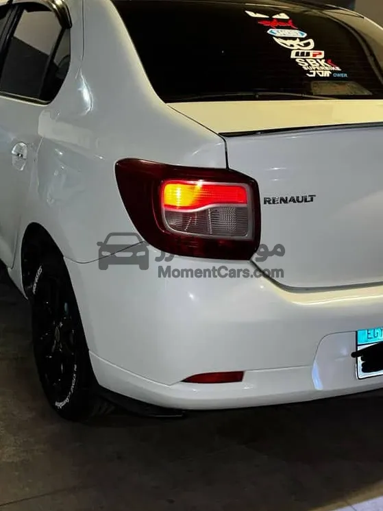 رينو لاجونا 2015 مانيوال - 114 ألف كم - رخصة سنتين
